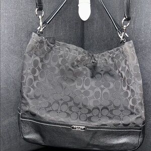 Coach Signature  C Crossbody.